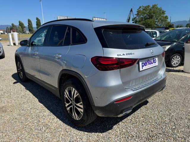 MERCEDES-BENZ G LA GLA 200 d AMG Line Prem Plus