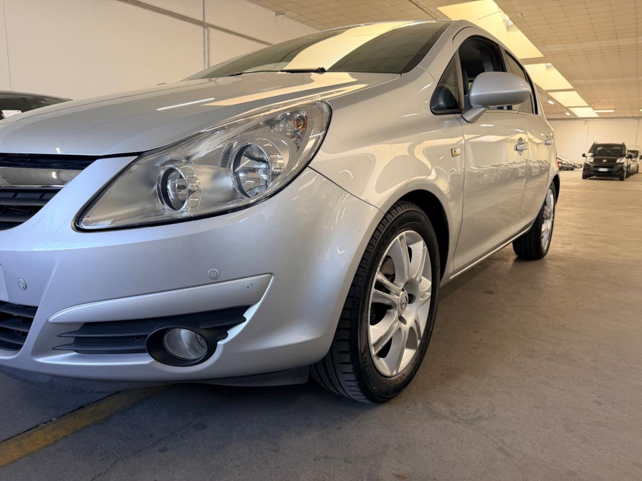 Opel Corsa 1.2 80CV 5 porte GPL-TECH Enjoy