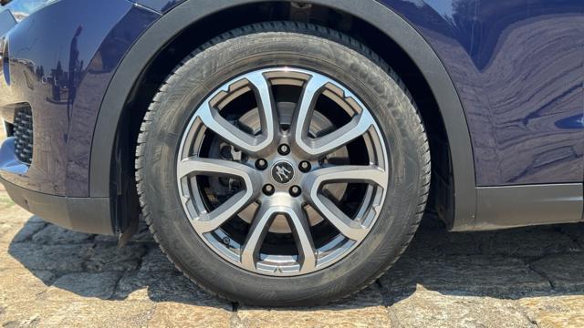 MASERATI Levante V6 Diesel Q4 250cv