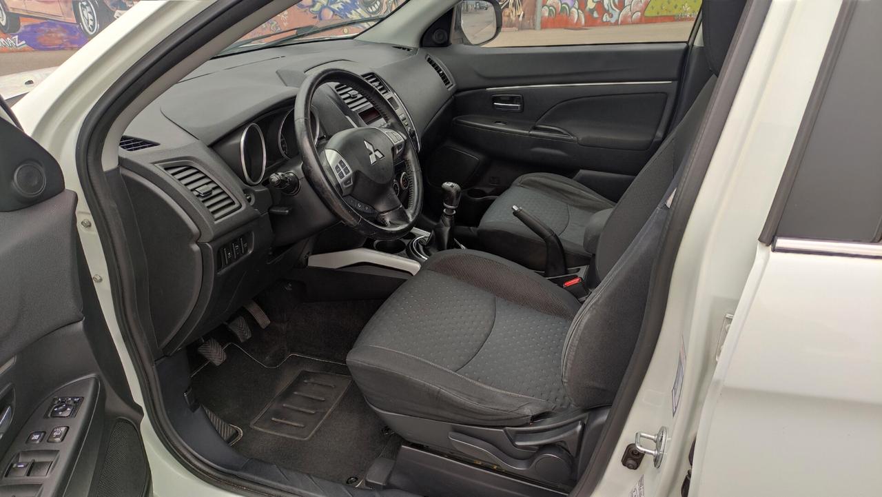 Mitsubishi ASX 1.8 DI-D 150 CV 2WD TETTO - 2011