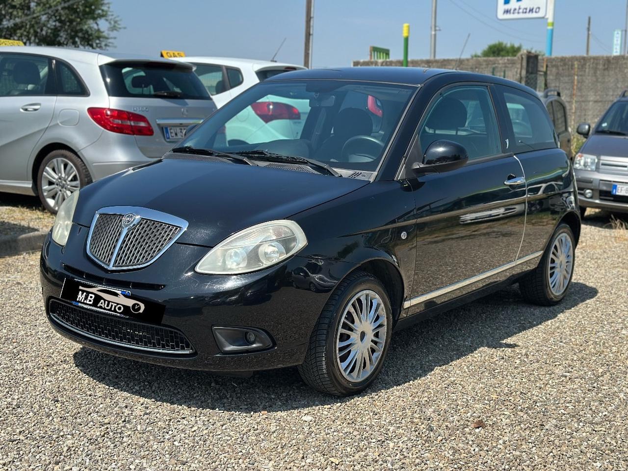 Lancia Ypsilon 1.3 MJT (70.000KM) OK NEOPATENTATI