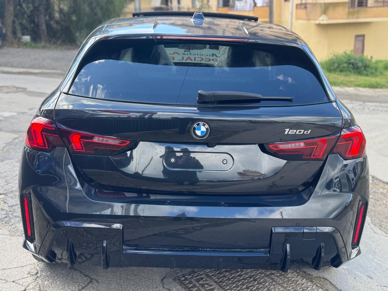 BMW SERIE 1 120D MHEV 150 CV M-SPORT DESIGN TETTO KM 0 FULL IVA