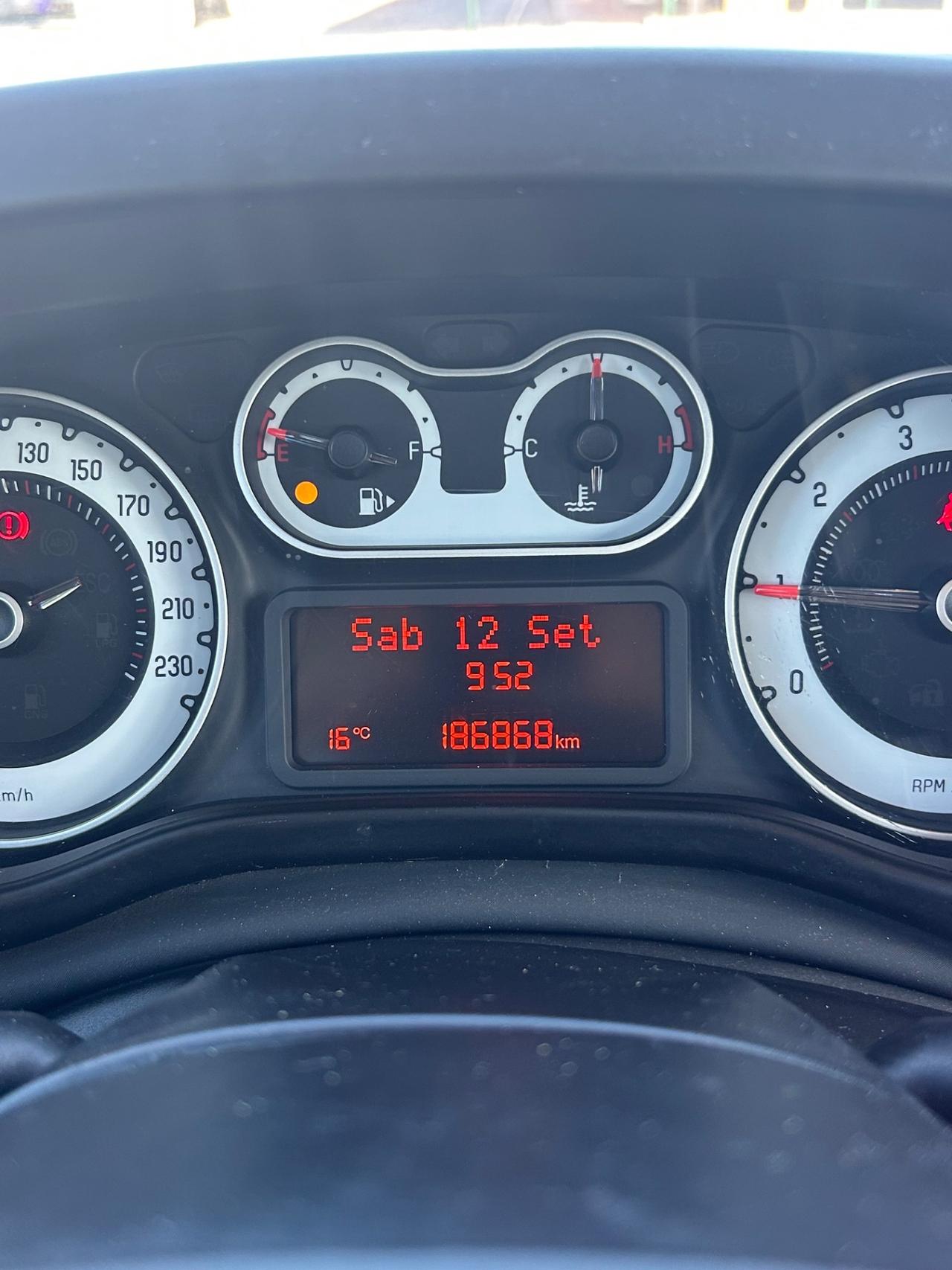 Fiat 500L 1,4 GPL 95cv bicolore perfetta