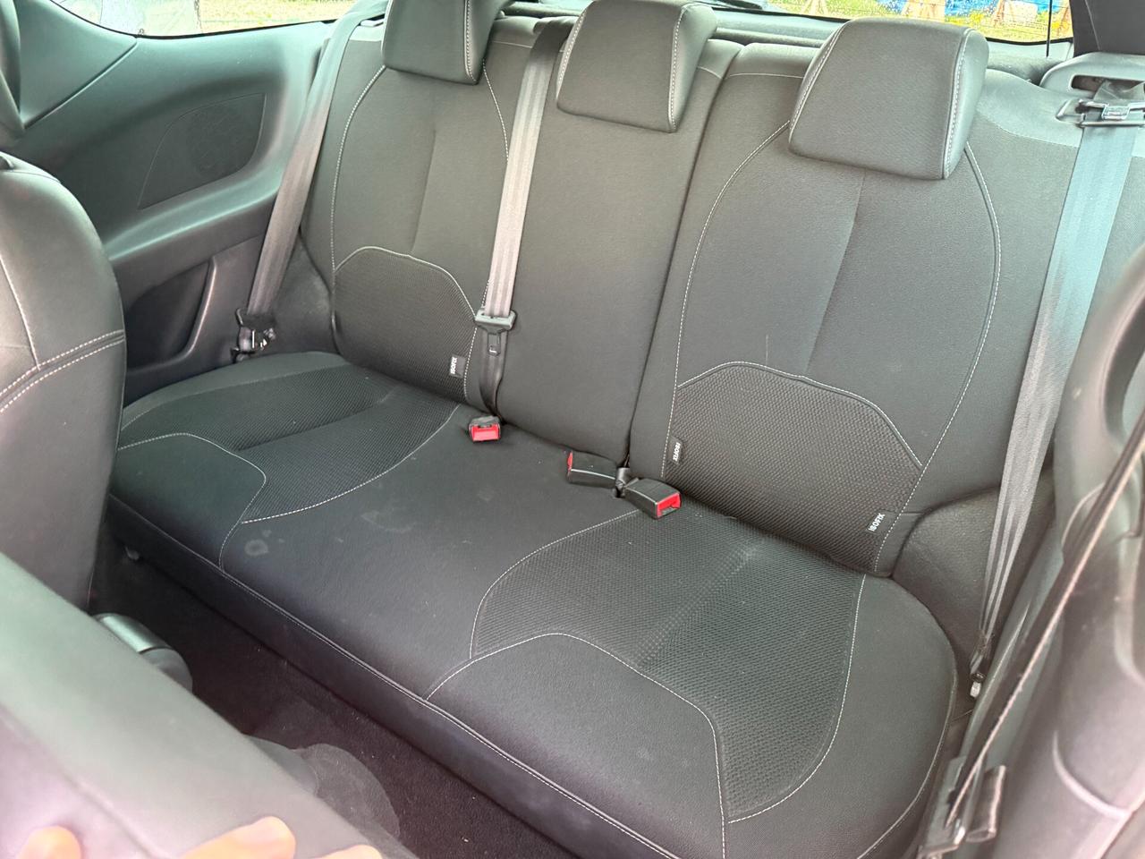 DS3 3 1.4 HDi 70 So Chic NEOPATENTATI