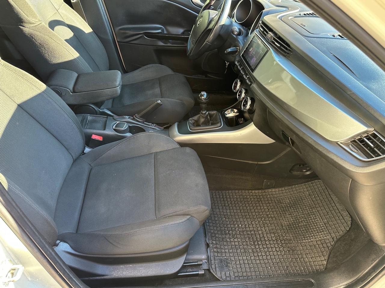 Alfa Romeo Giulietta 1.4 Turbo 120 CV GPL Distinctive