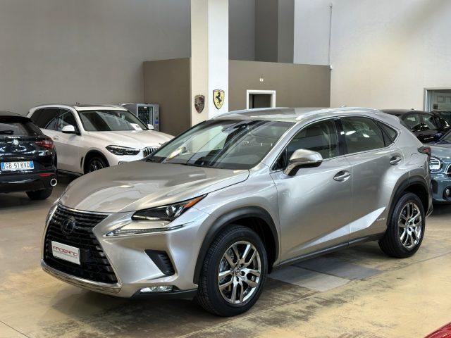 LEXUS NX 300 Hybrid 4WD Luxury - 18" - Camera - Pelle nera