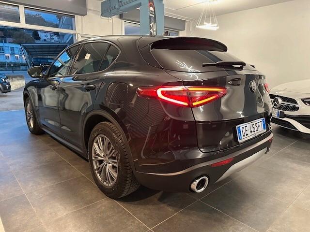 Alfa Romeo Stelvio 2.2 Turbodiesel 160 CV AT8 RWD Business