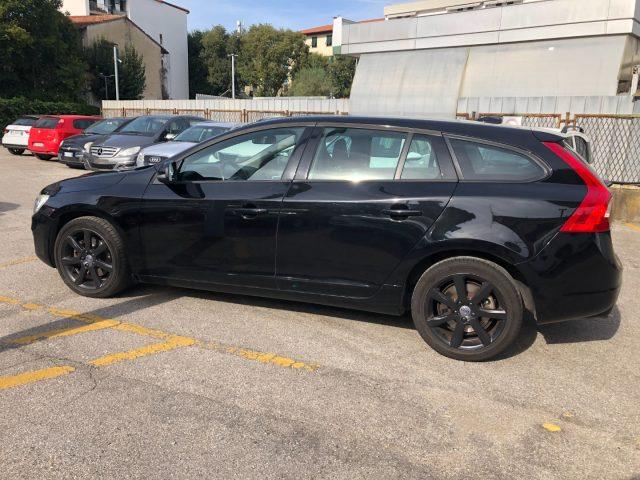 VOLVO V60 D3 Business