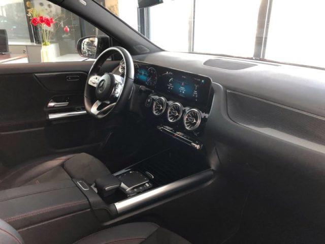 MERCEDES-BENZ GLA 200 d Automatic 4Matic Premium