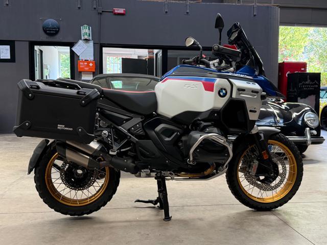 BMW R 1300 GS Adventure TROPHY *AKRAPOVIC/ FULL PACK*2 BORSE