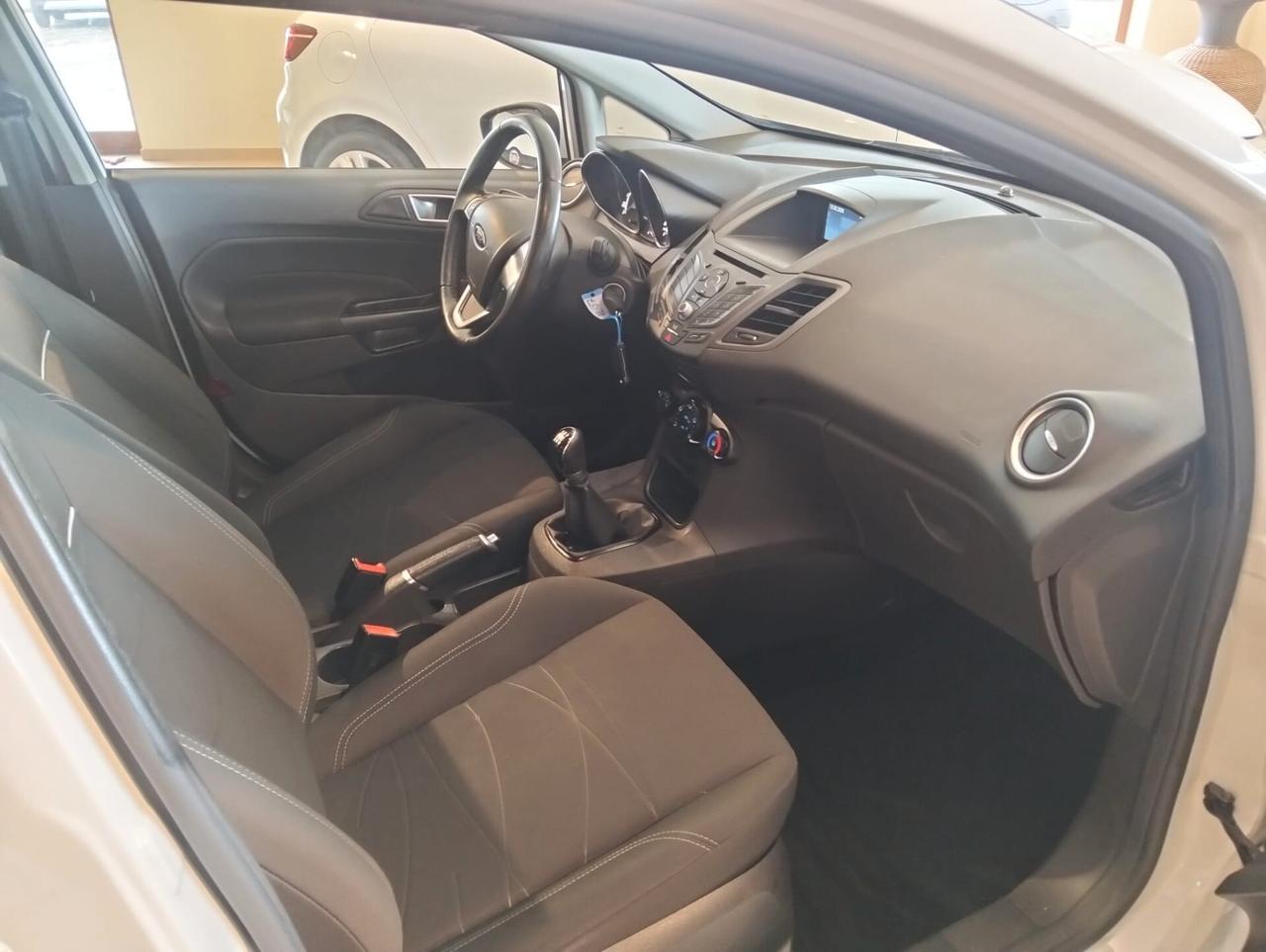 Ford Fiesta 1.5 TDCi 75CV 5 porte Business