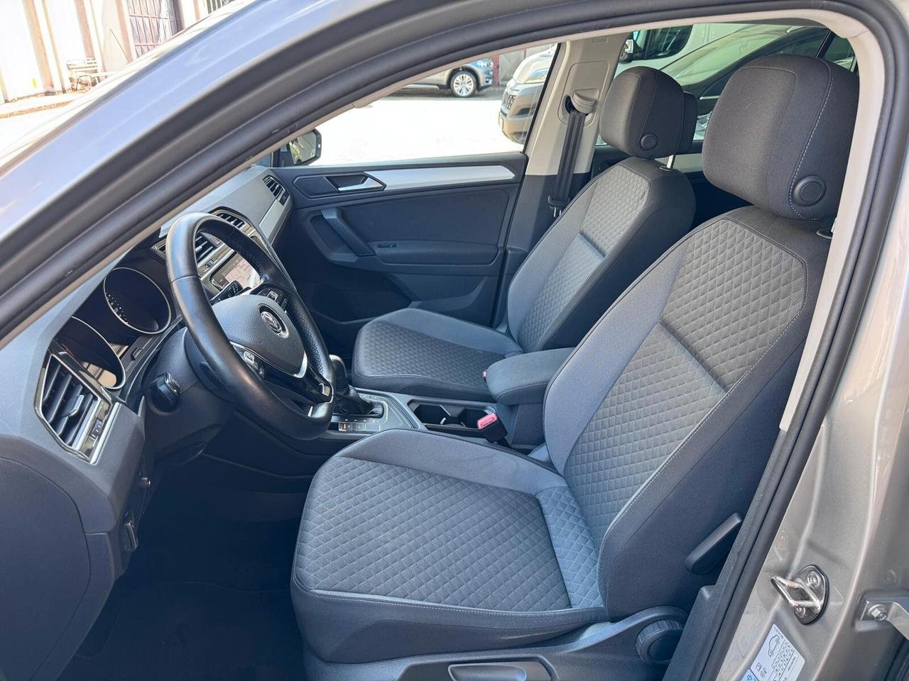 Volkswagen Tiguan 2.0 TDI SCR DSG Business BlueMotion Technology