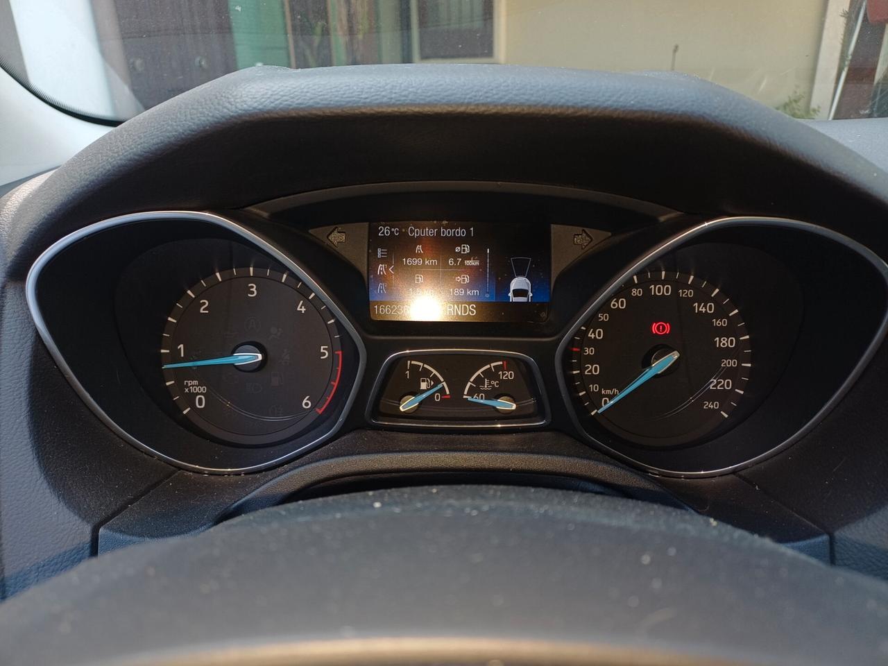 Ford Focus 1.5 TDCi 120 CV Start&Stop Powershift SW Titanium