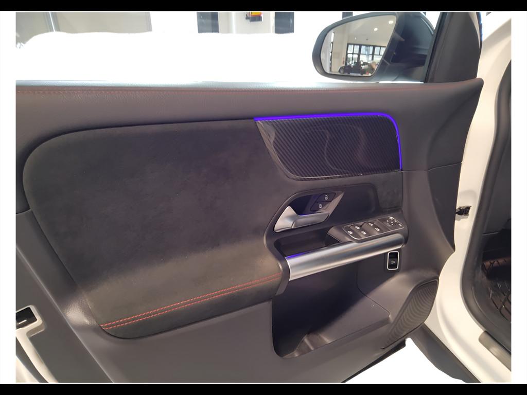Mercedes-Benz GLA-H247 2020 - GLA 200 d Premium auto