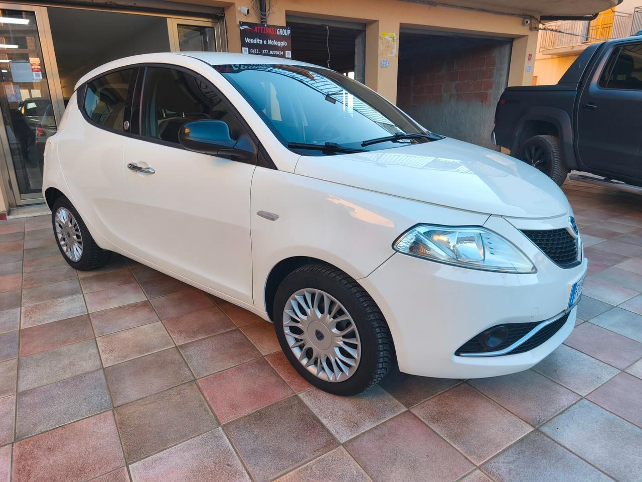 Lancia Ypsilon 1.2 GPL 69 CV 5 porte Ecochic