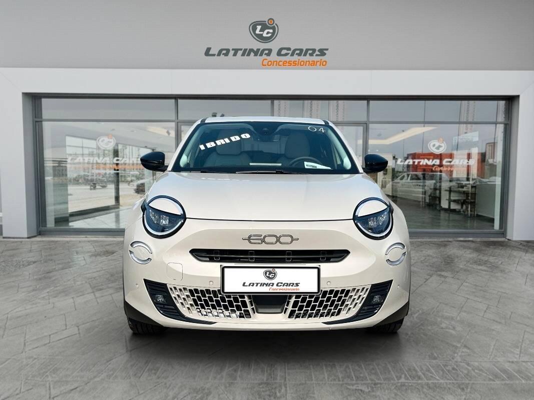 Fiat 600 1.2 hybrid La Prima 110cv AUTOM E TELECAMERA