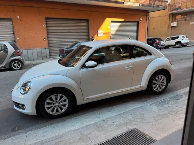 Volkswagen Maggiolino 1.6 TDI Design New Beetle