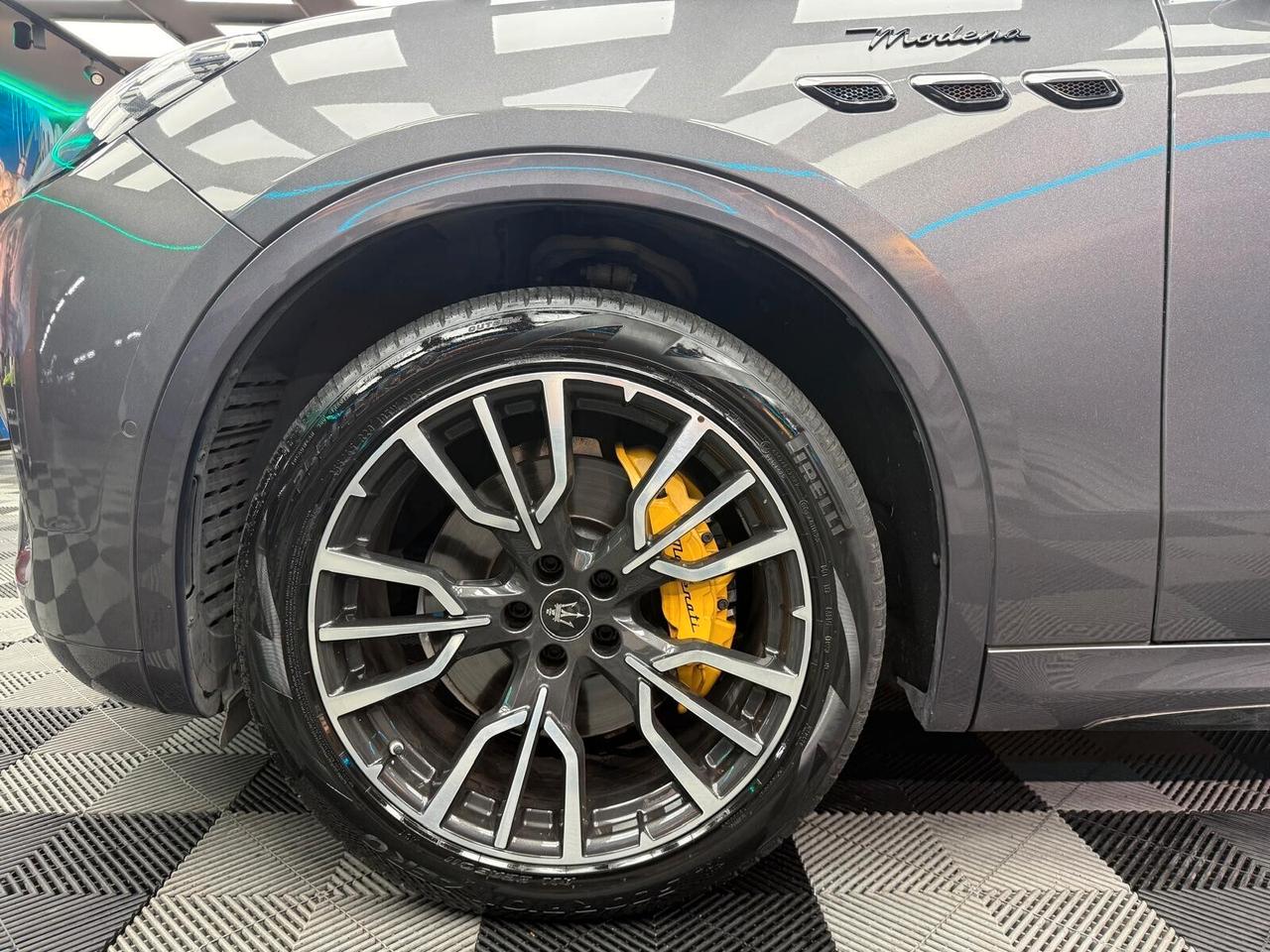 Maserati Grecale MHEV 330 CV AWD Modena (329)