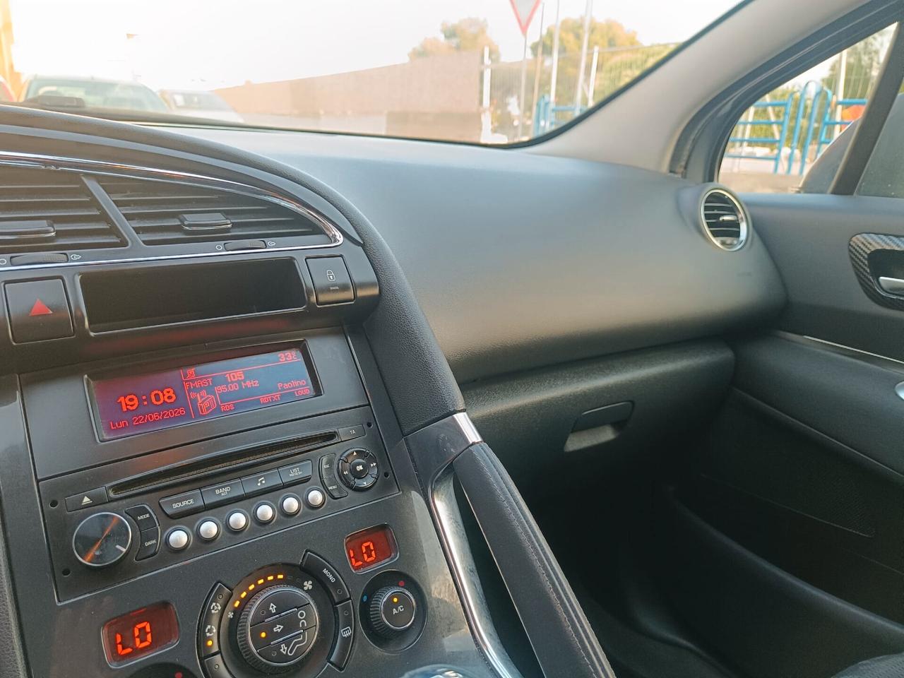 Peugeot 3008 1.6 HDi 112CV Allure