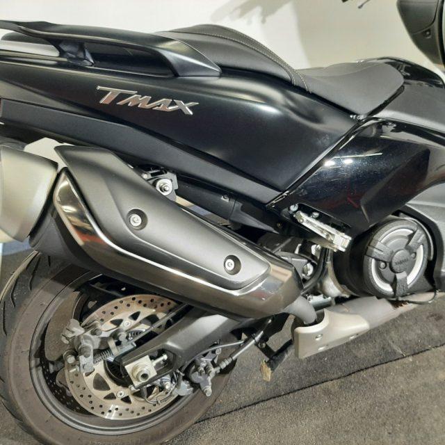 YAMAHA T Max 530 .