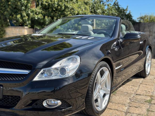 MERCEDES-BENZ SL 500 V8 Sport (Tetto panorama-19" AMG-Full Opt.)