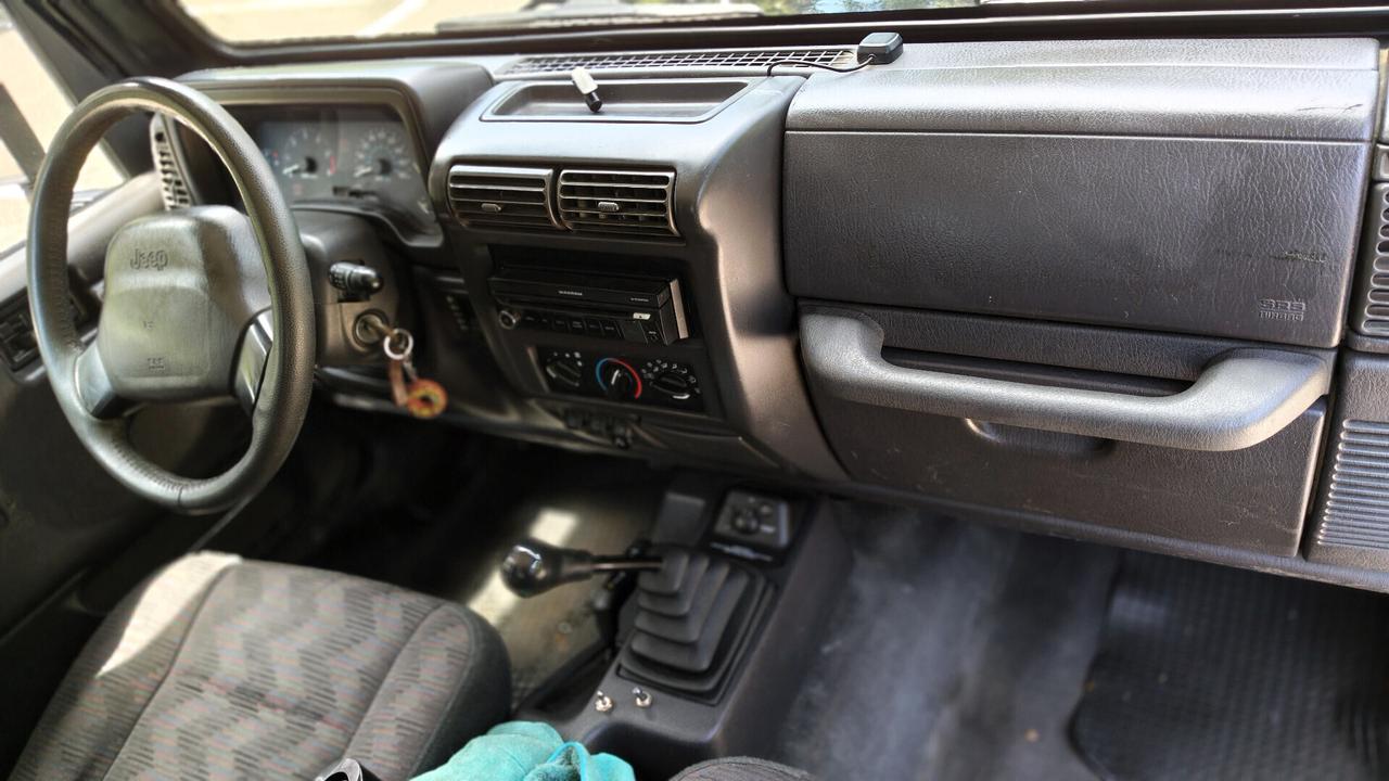 Jeep Wrangler 4.0 cat Sport ASI 4P