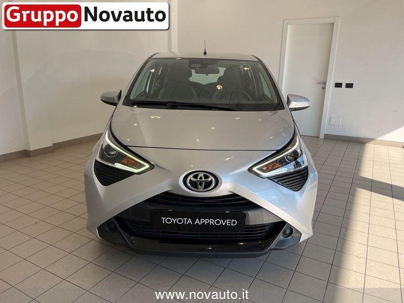 Toyota Aygo Aygo Connect 1.0 VVT-i 72 CV 5 porte x-play