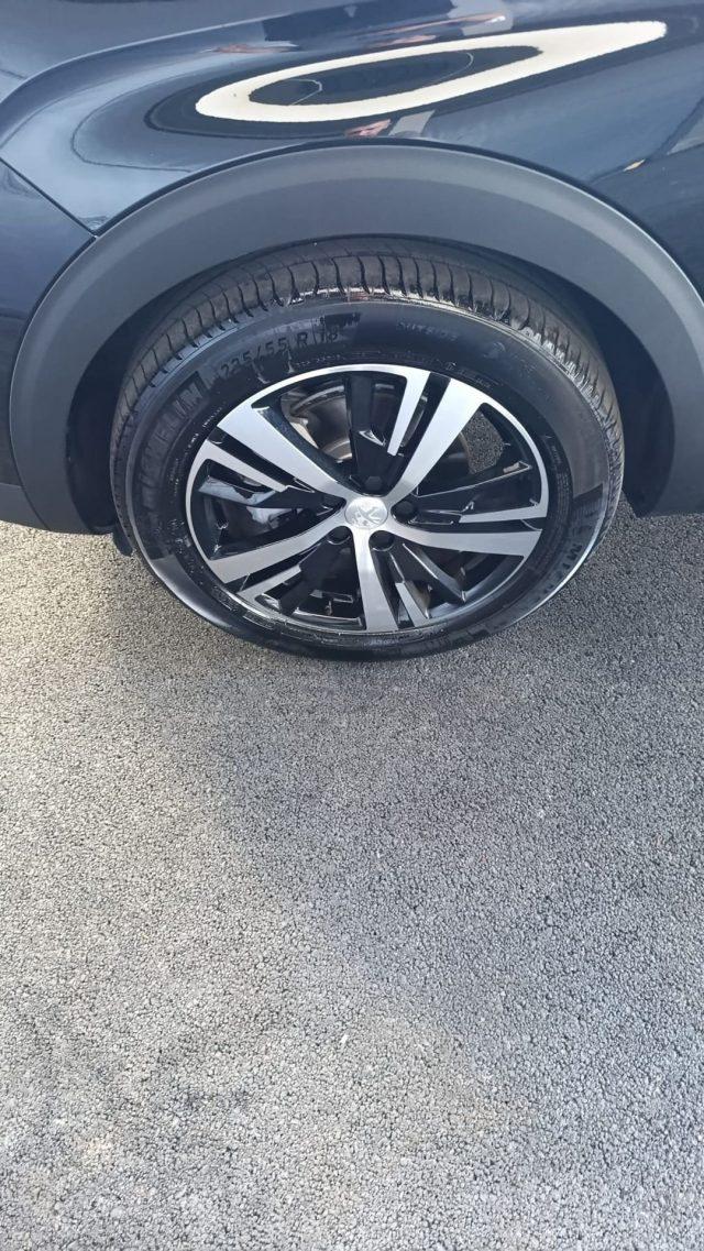PEUGEOT 3008 PureTech Turbo 130 S&S GT