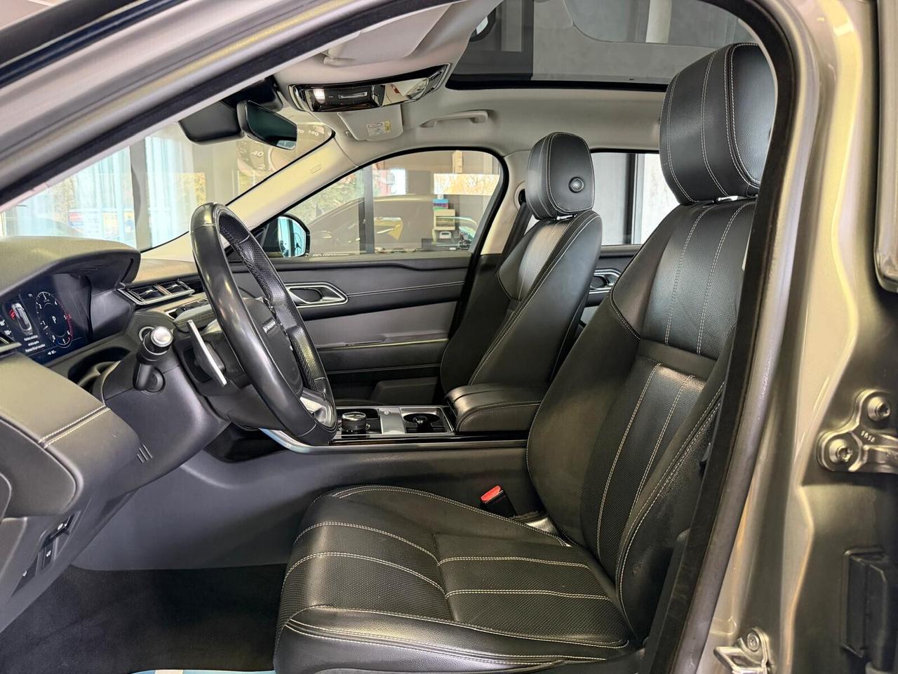 Land Rover Range Velar Tetto+Pelle+Gancio traino+Meridian+Virtual