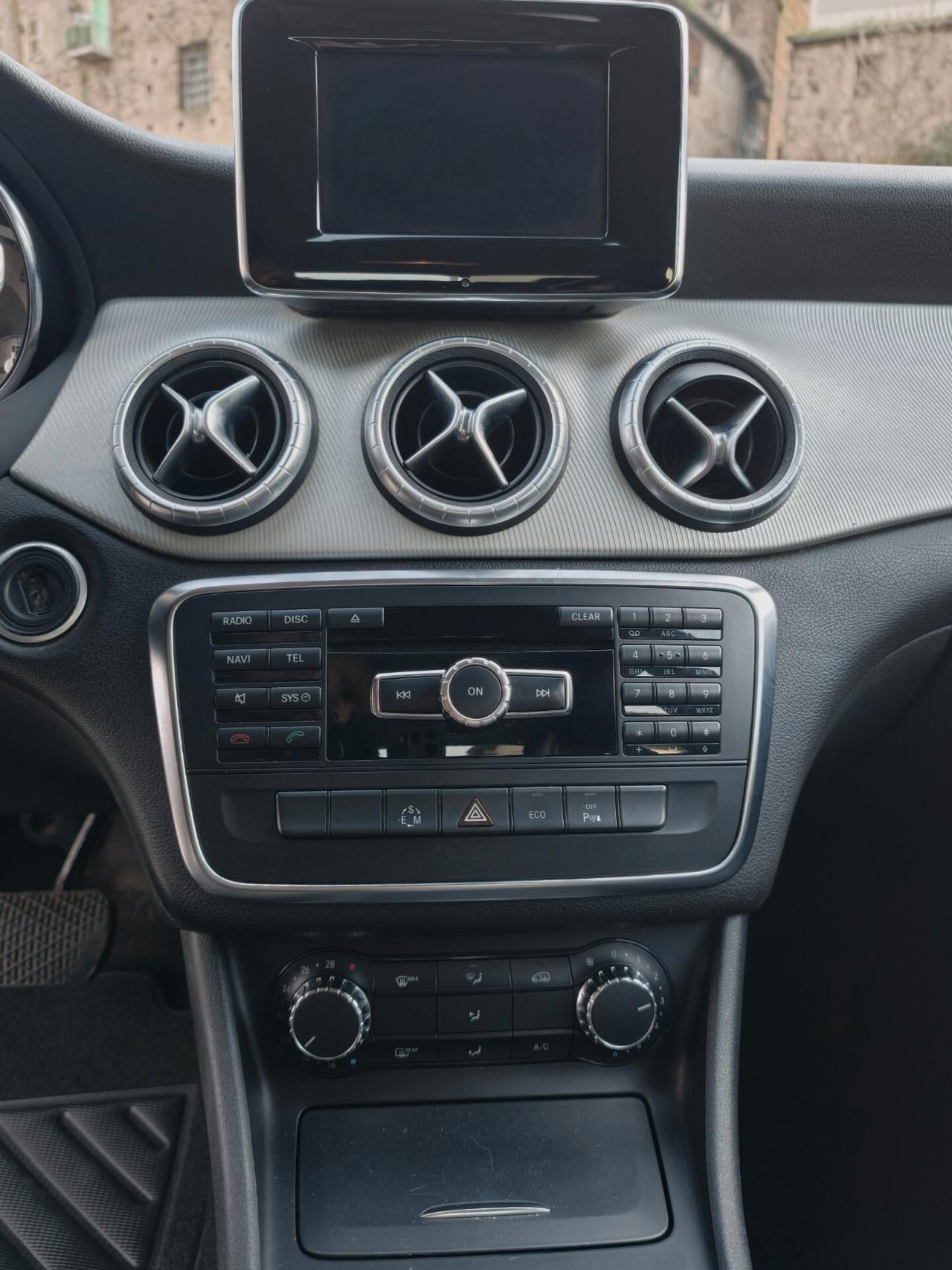 Mercedes-benz CLA 220 CDI Automatic Premium