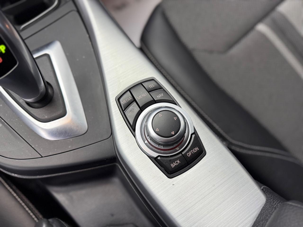 Bmw 118 118d 5p. Urban