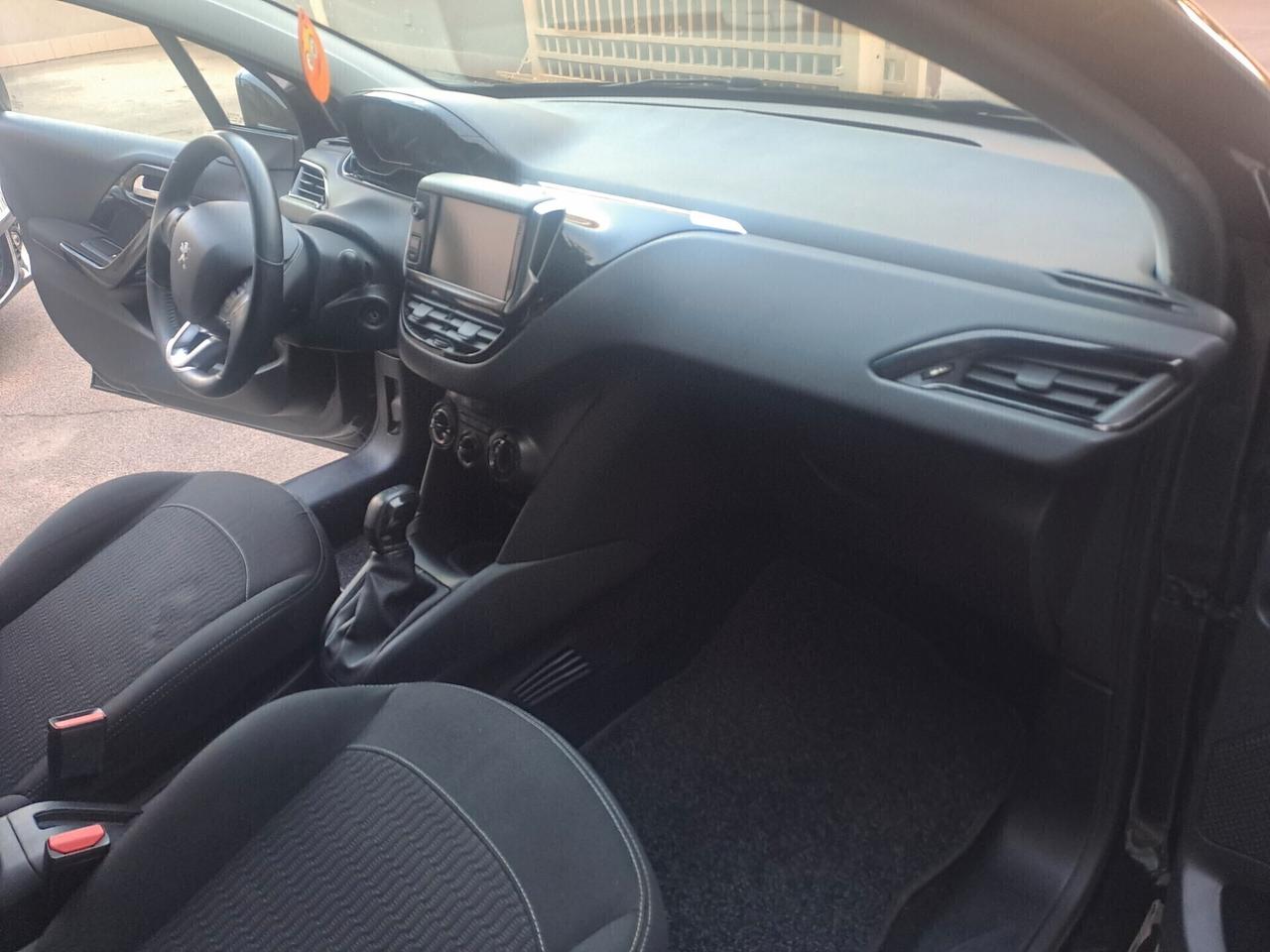 Peugeot 208 BlueHDi 75 5 porte Active.Pochi KM