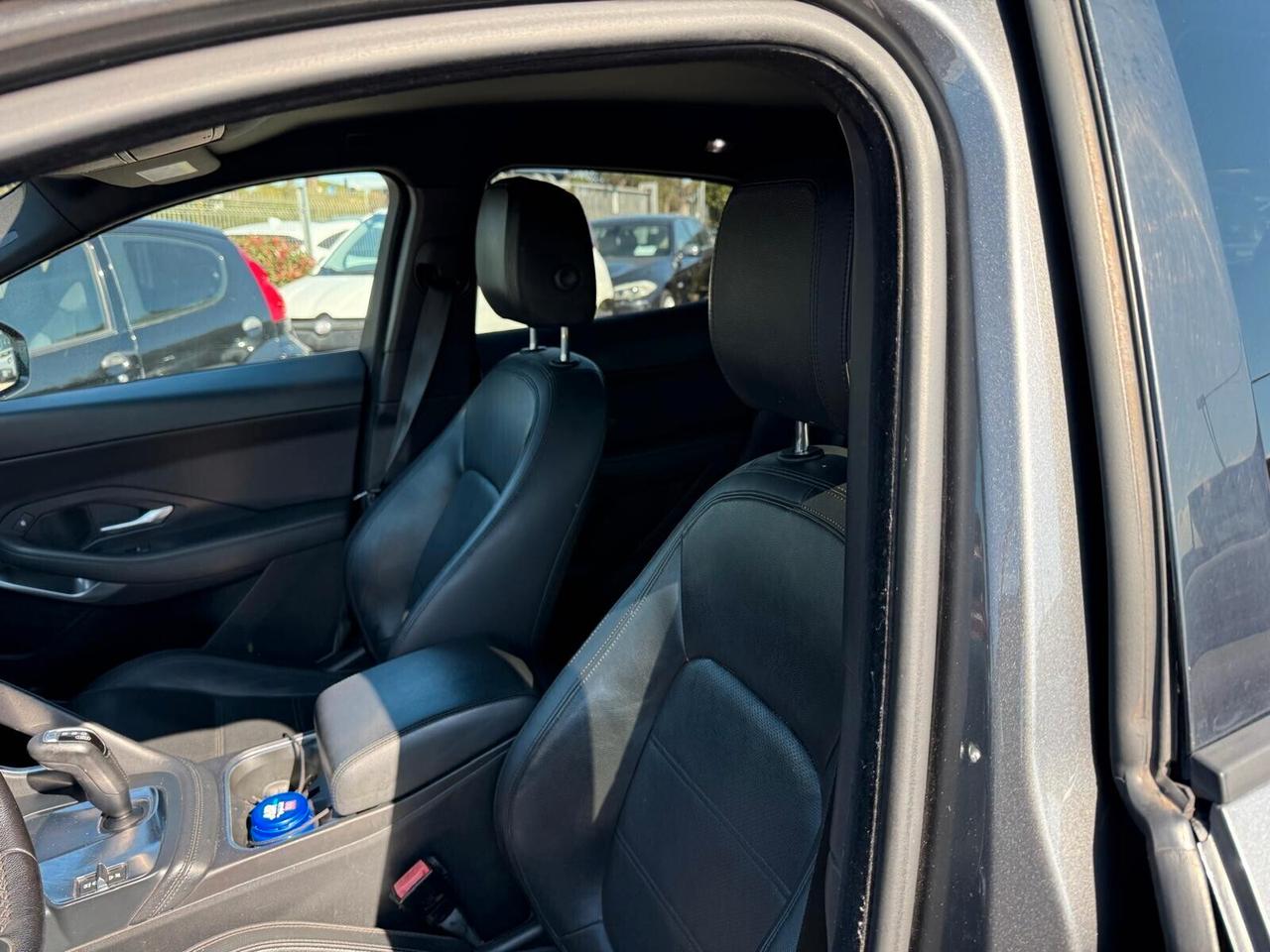 Jaguar E-Pace 2.0D 150 CV AWD R-Dynamic