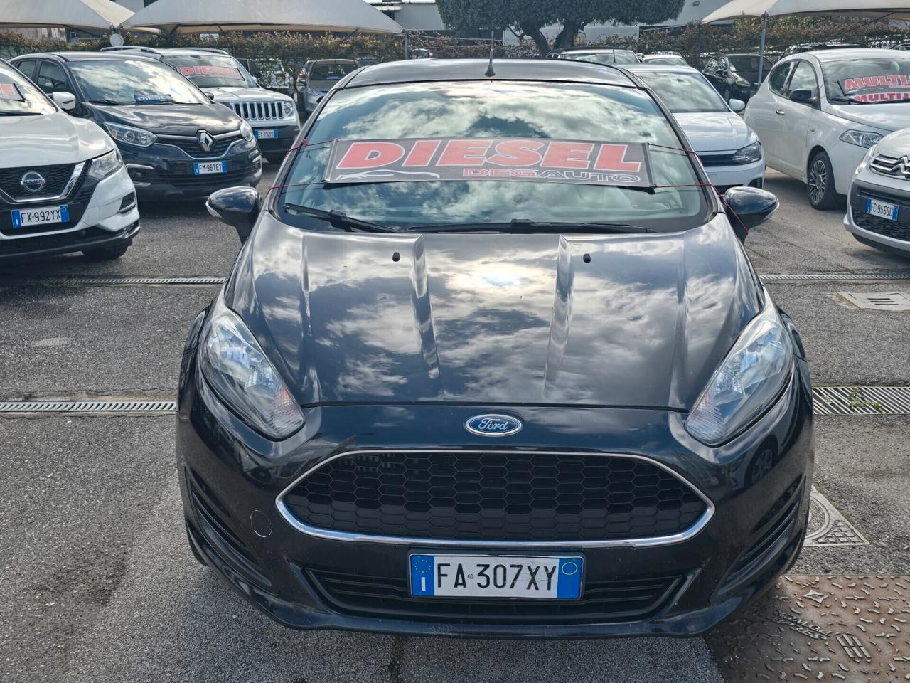 Ford Fiesta 1.5 TDCi 75CV 5 porte Titanium