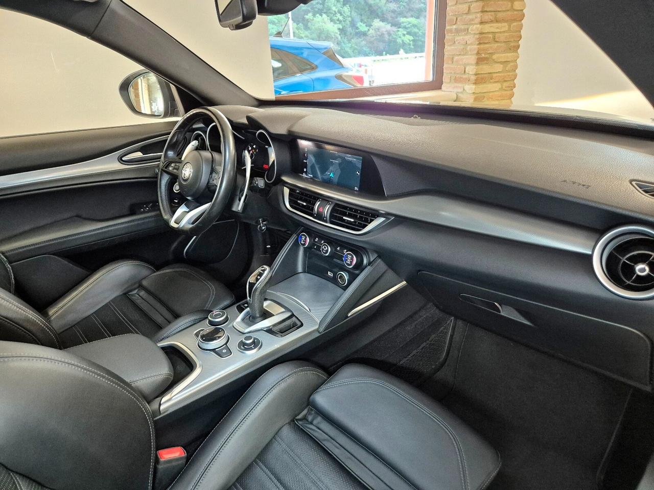 Alfa Romeo Stelvio 2.2 Turbodiesel 210 CV AT8 Q4 Veloce Tì
