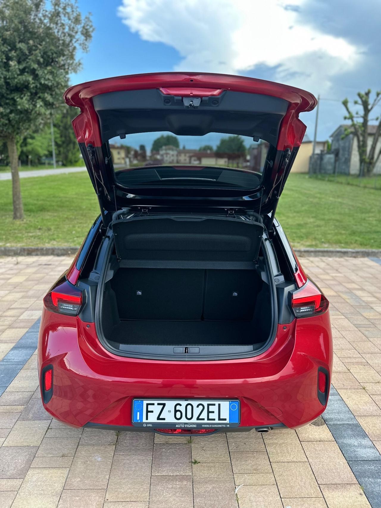 Opel Corsa 1.5 D 100 CV GS Line NEOPATENTATI
