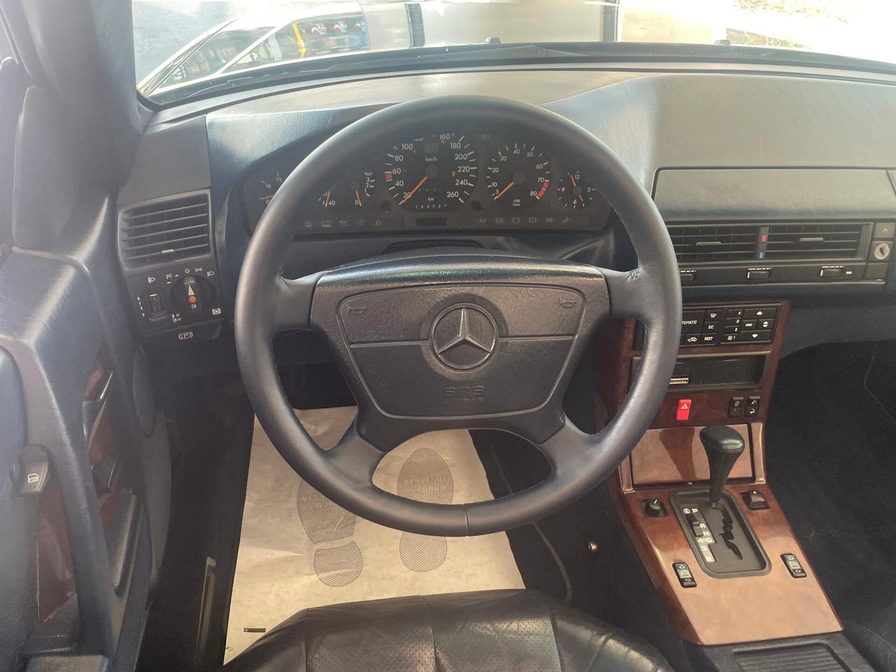 Mercedes-benz SL 300 SL-24 cat