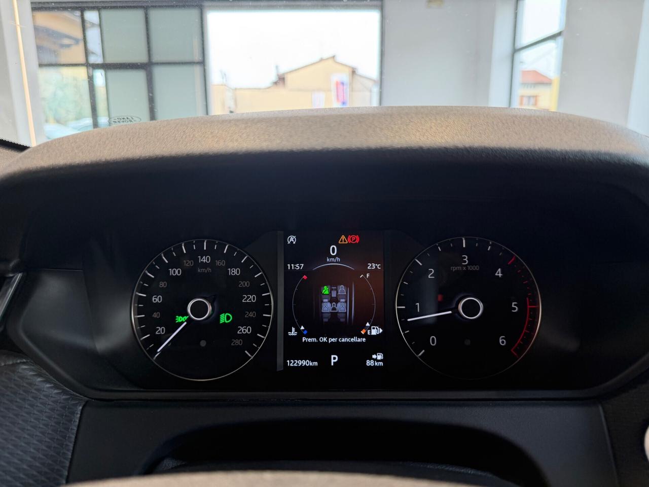 Range Rover Velar 2.0D I4 240 CV R-Dynamic HSE