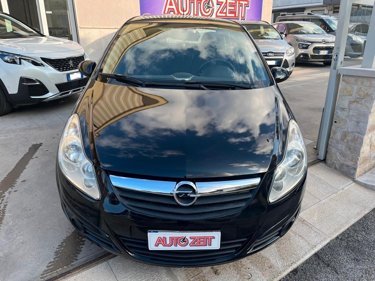 Opel Corsa 1.2 5 porte Cosmo