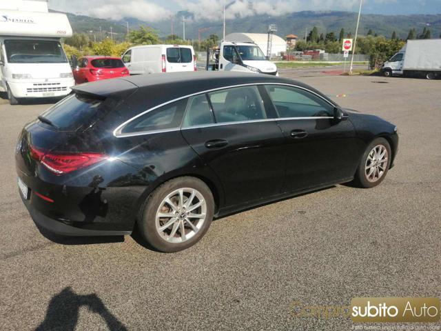 MERCEDES-BENZ CLA 180 Automatic Shooting Brake Sport