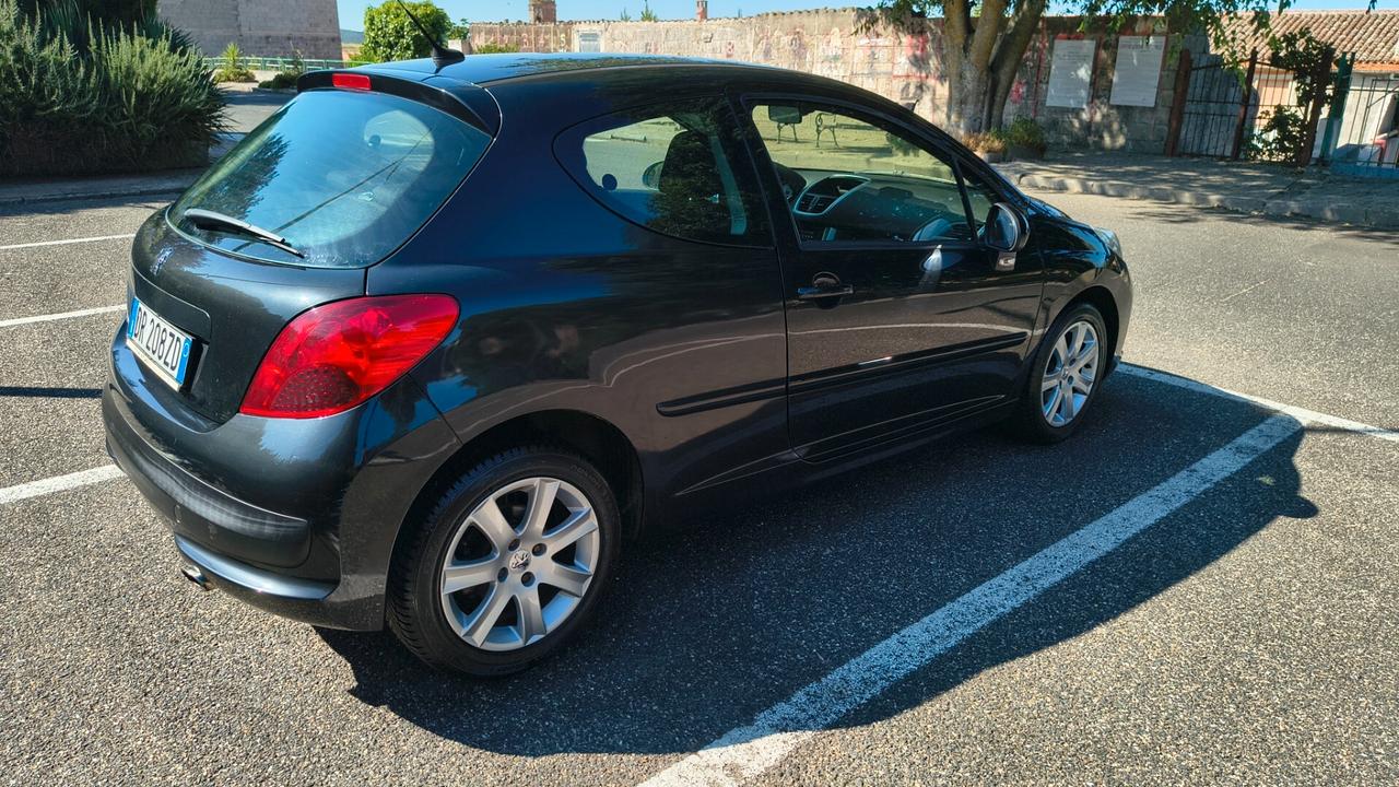 Peugeot 207 1.6 HDi 110CV 3p. XS