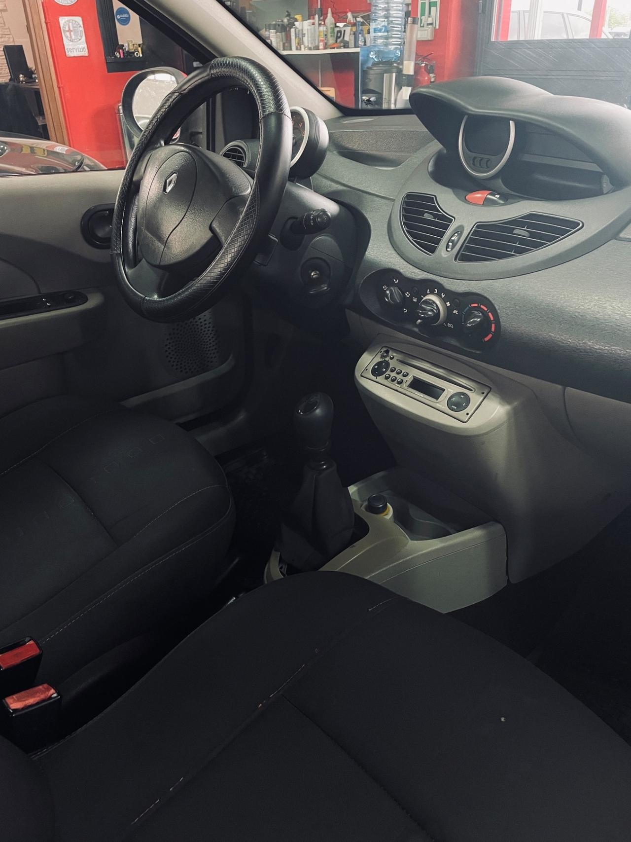 Renault Twingo 1.2 GPL PERMUTE RATE