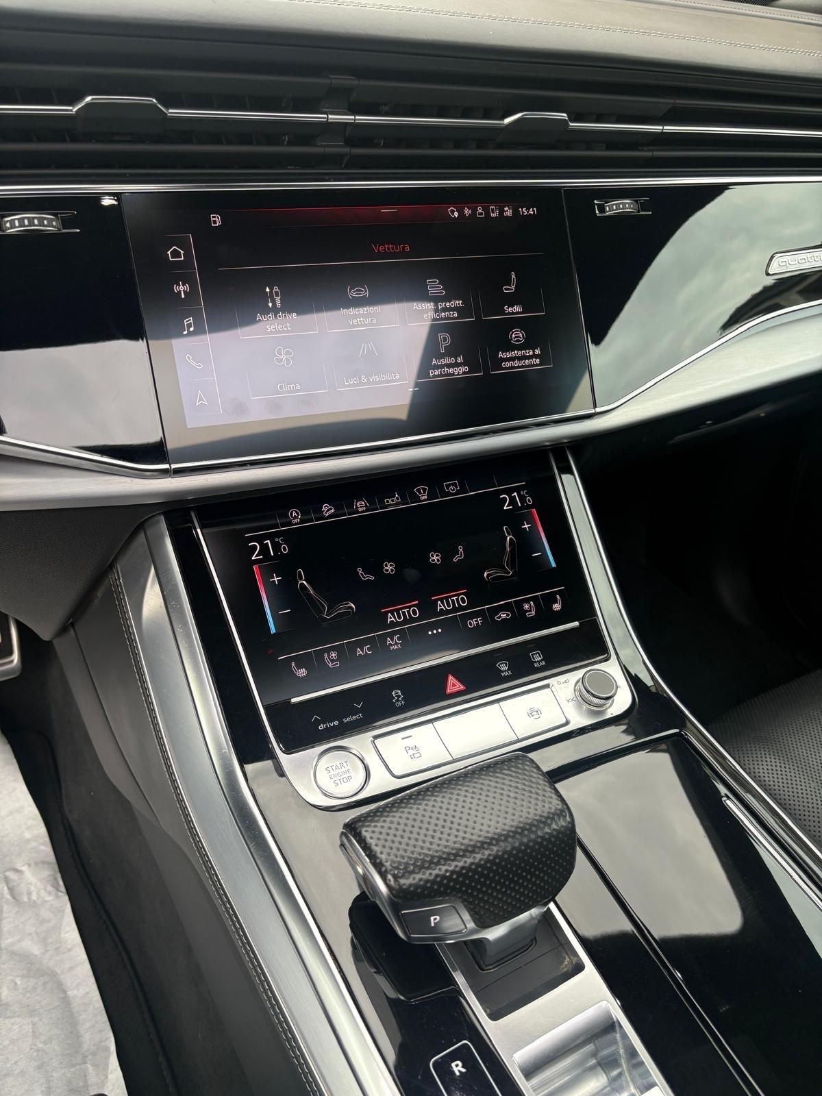 Audi Q8 50 TDI 286 CV quattro tiptronic Sport