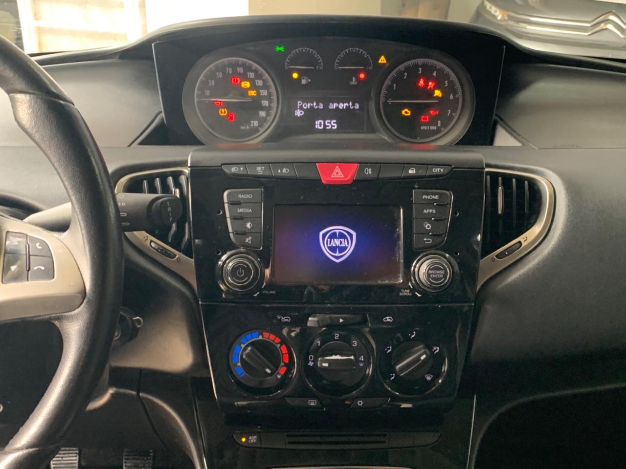 Lancia Ypsilon 1.2 69 CV 5 porte GPL Ecochic Platinum