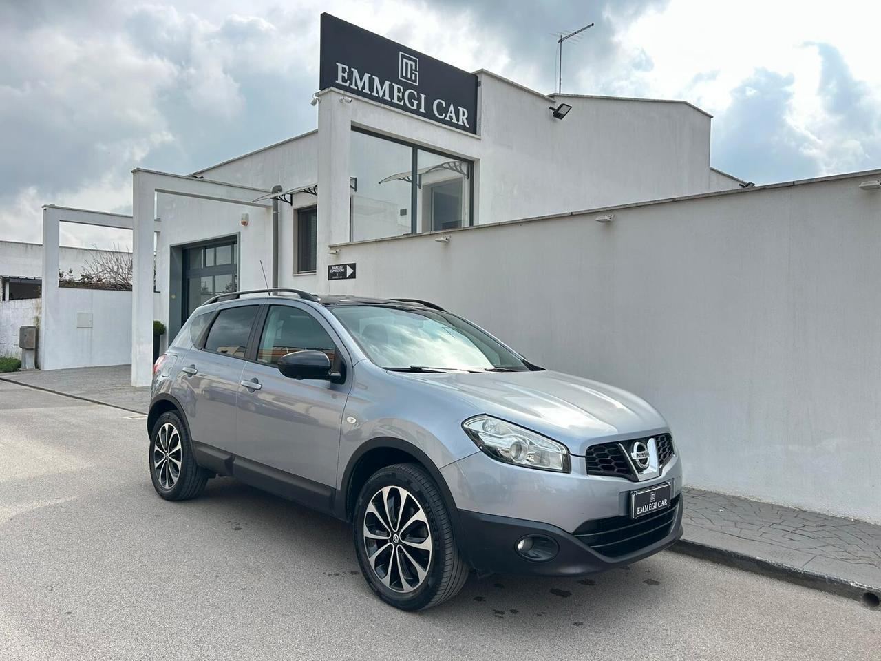 Nissan Qashqai 1.5 DCI 110Cv AUTOCARRO GANCIO-2013