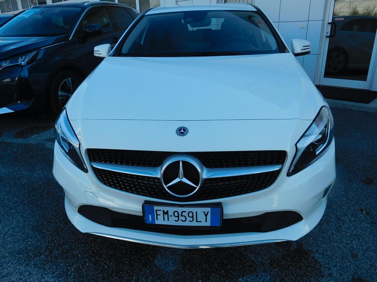 Mercedes-benz A 180 d Automatic Sport gomme nuove