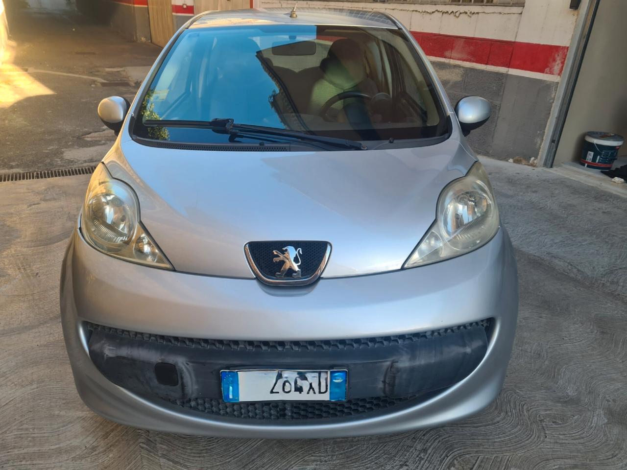 Peugeot 107 1.0 68CV 3p. Sweet Years