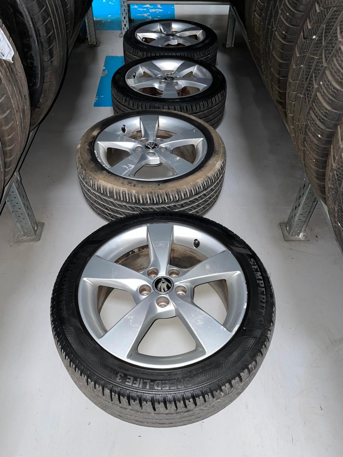 Skoda Rapid 1.6 TDI CR 105 CV Ambition