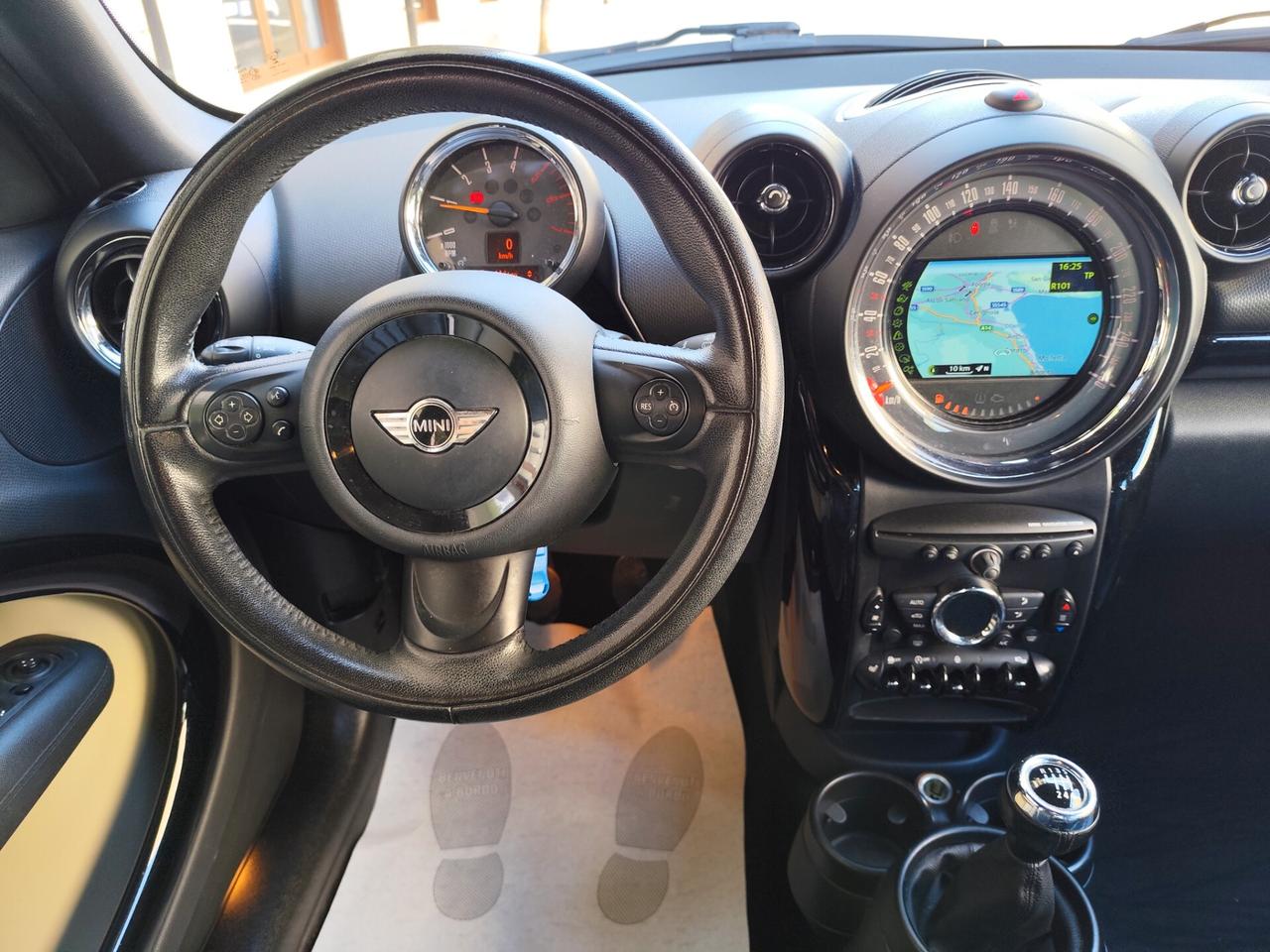 Mini Cooper D Countryman 1.6 DIESEL NAVI