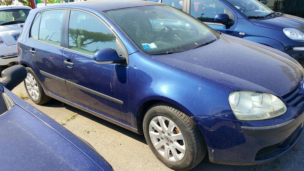 Volkswagen Golf 2.0 TDI 140CV DPF DSG 5p. Highline